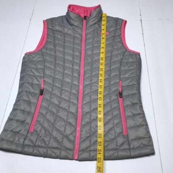 The North Face Thermoball Girls Puffer Vest Size XL Grey Pink - Picture 4 of 7